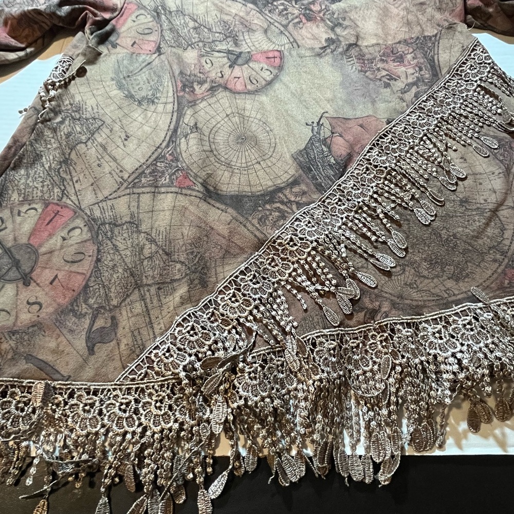 Pretty Angel Brown Tunic with Lace and Fringe - Picture 7 of 11
